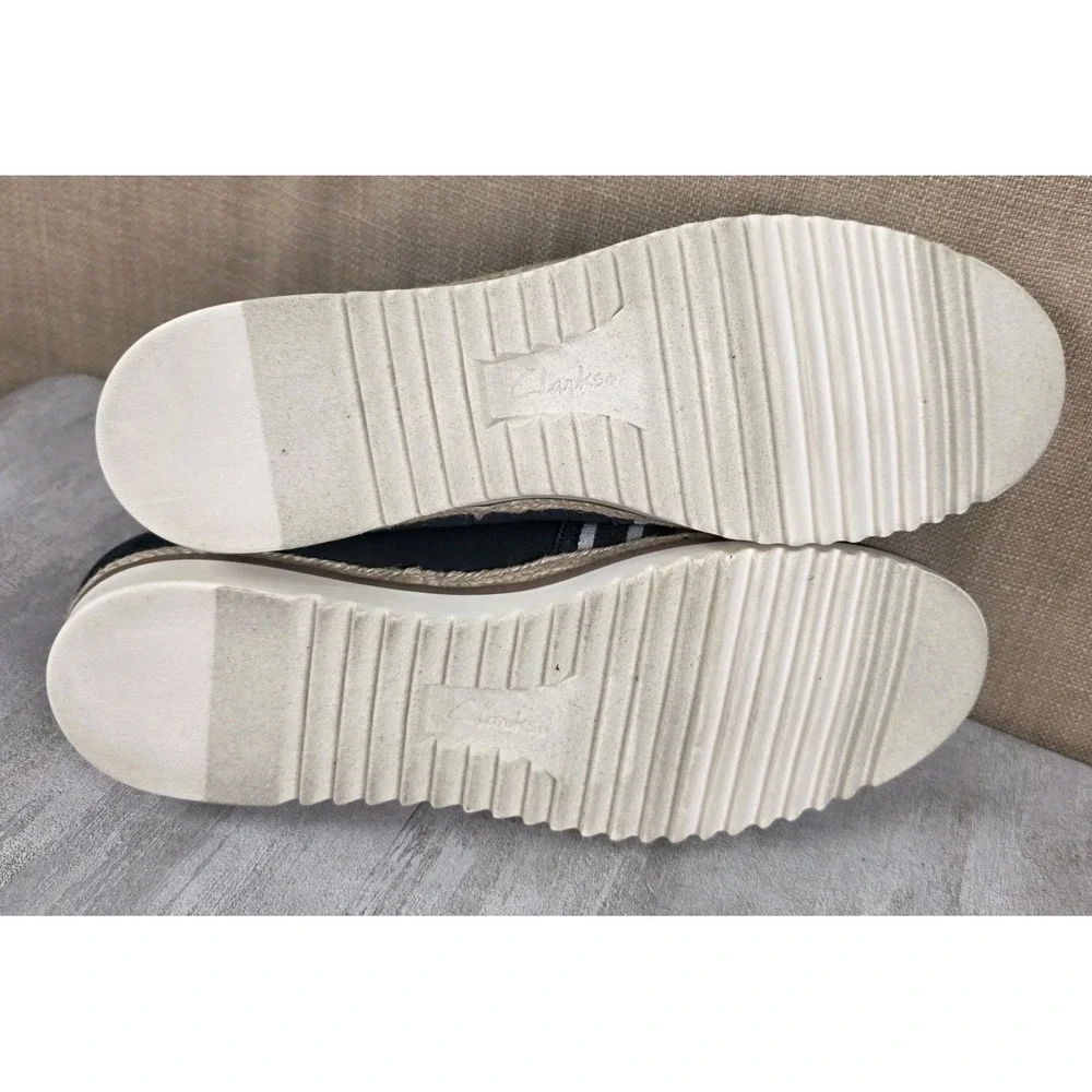 Collection by Clarks‎ Serena Paige Navy Marine Canvas Slip-on Shoes Flats 9M